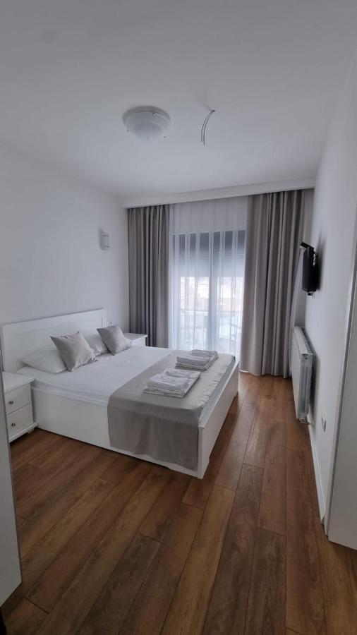 Elan Luxury Apartments & Rooms Плав Экстерьер фото