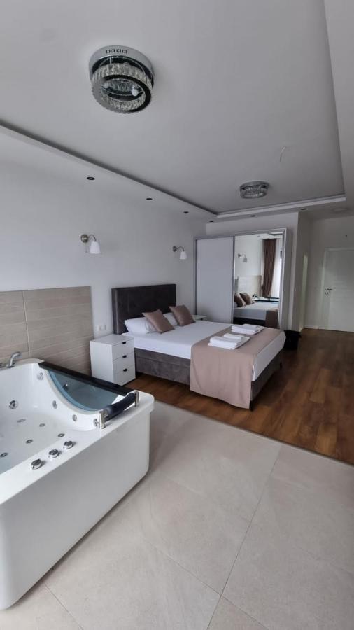 Elan Luxury Apartments & Rooms Плав Экстерьер фото