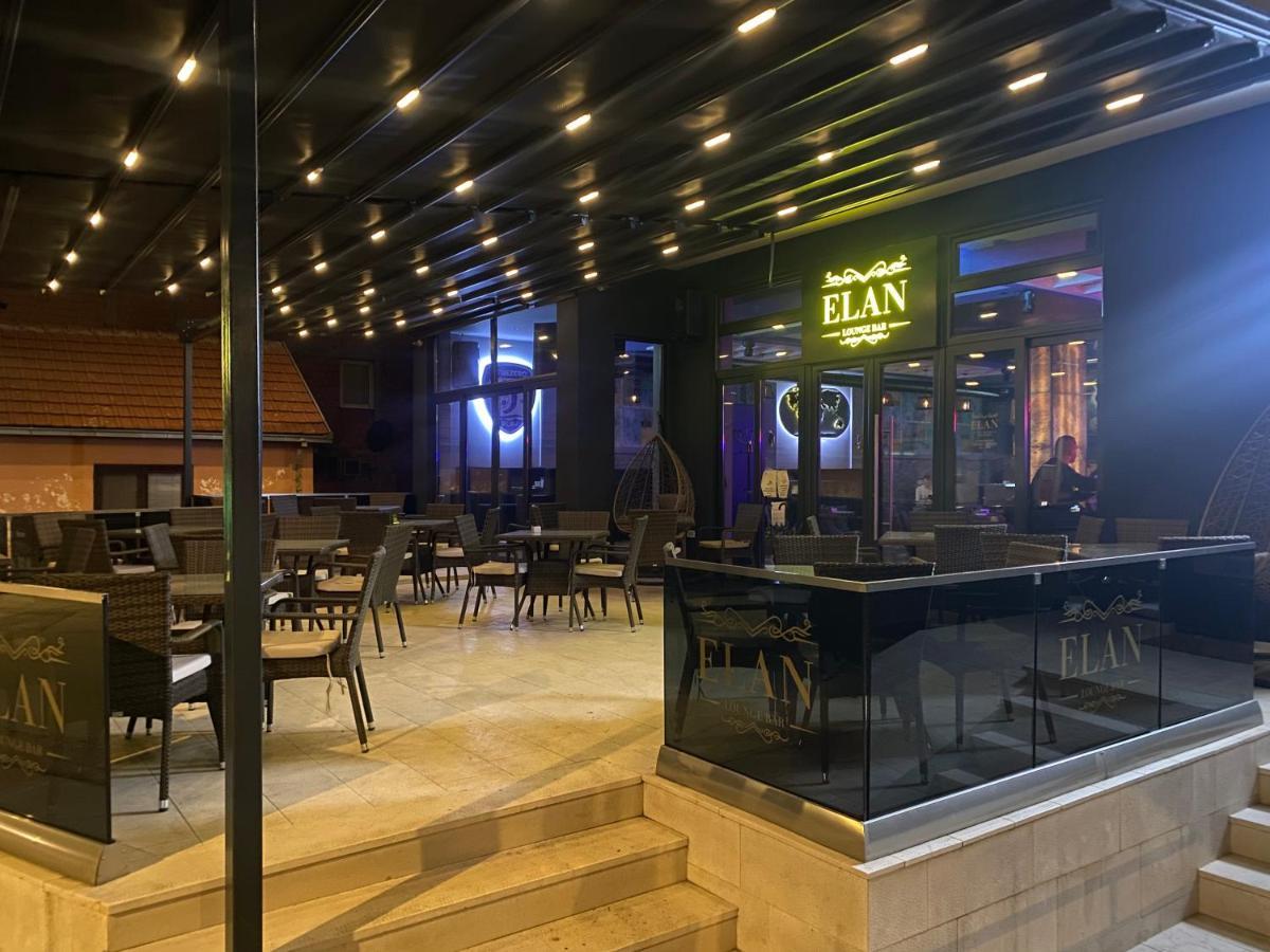 Elan Luxury Apartments & Rooms Плав Экстерьер фото