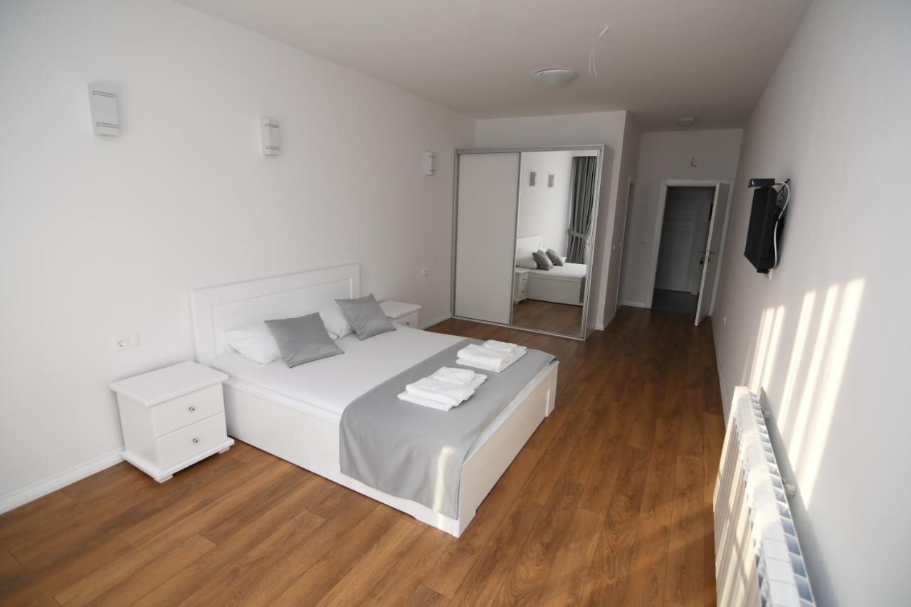 Elan Luxury Apartments & Rooms Плав Экстерьер фото